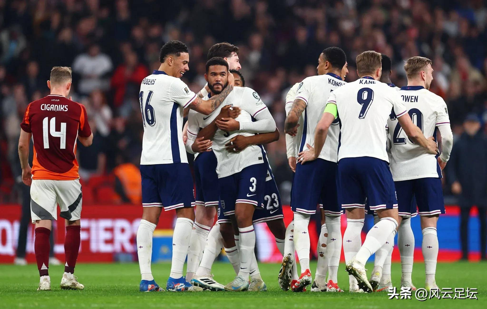 关于斯洛伐克力克波兰！晋级欧预赛半决赛！的信息