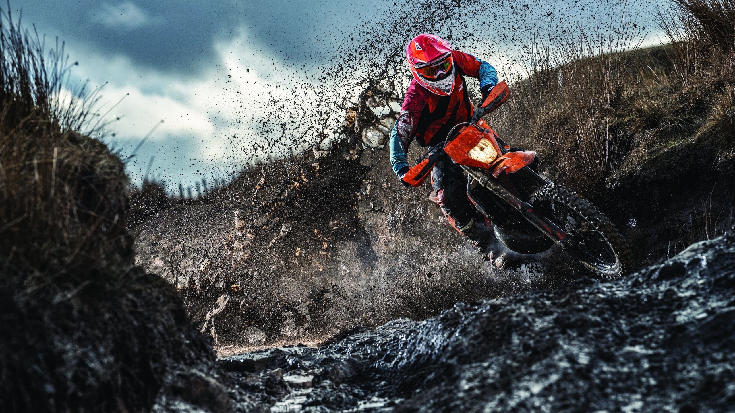 米兰体育下载-布鲁诺的南美风暴,个人能力完全展现,委内瑞拉打穿比利亚雷亚尔战术壁垒